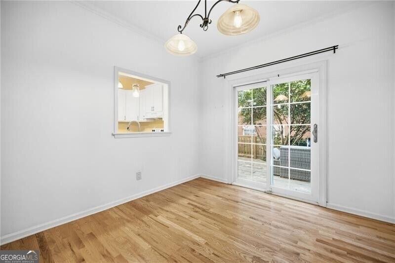 187 12th Street Ne - Photo 9