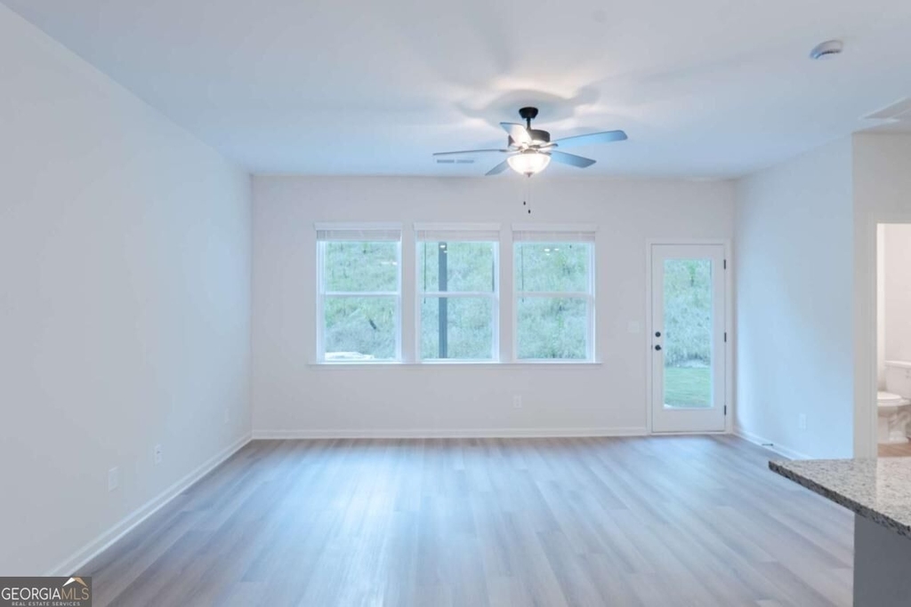 411 Summit View Lane - Photo 1
