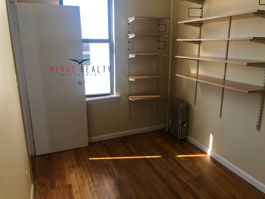 23-35 31st Street - Photo 8