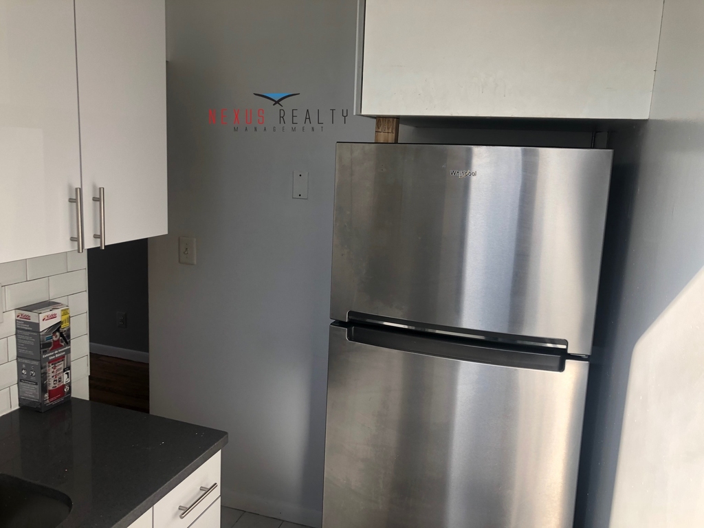 23-35 31st Street - Photo 2