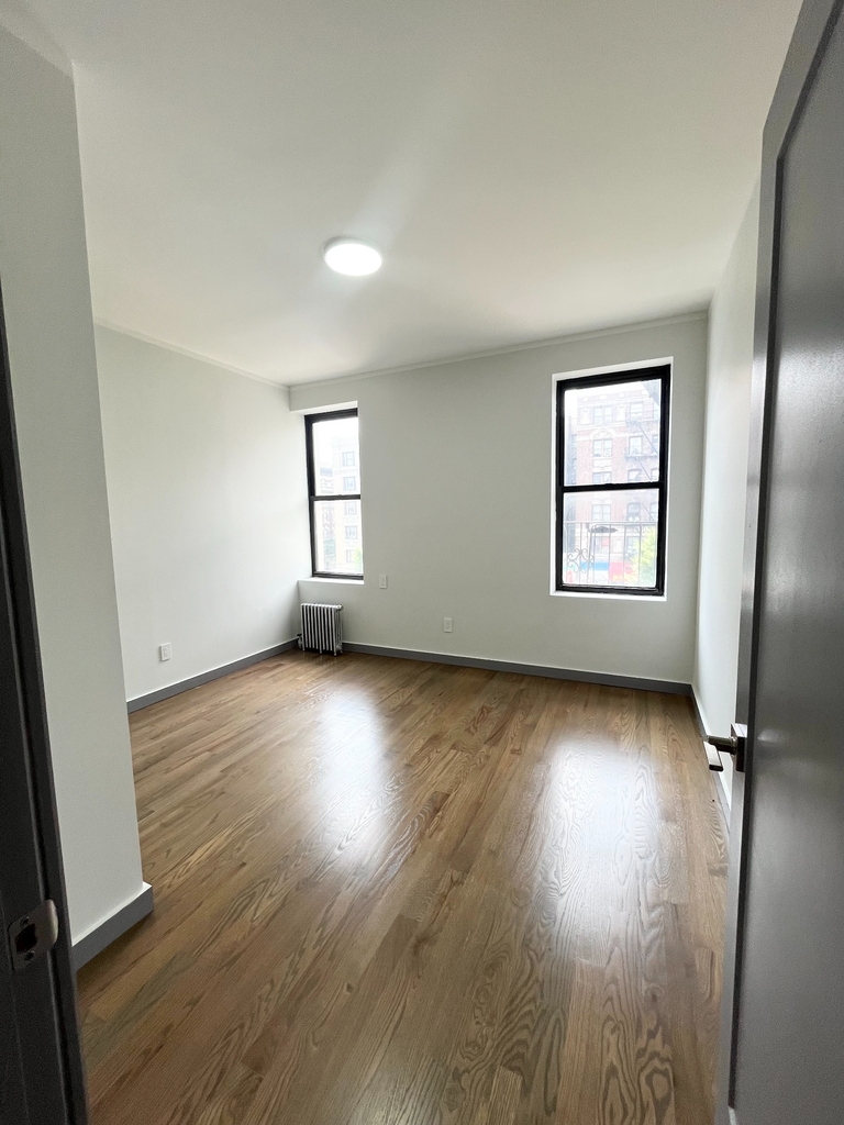 560 West 163rd Street - Photo 3