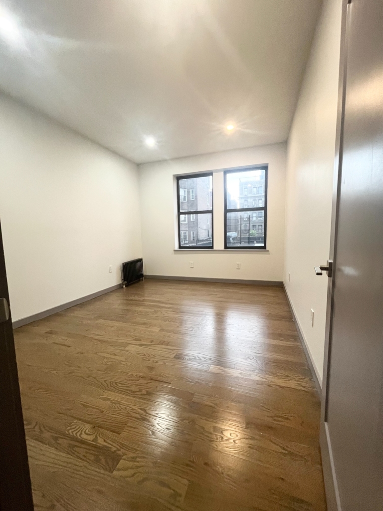 601 West 176th Street - Photo 4