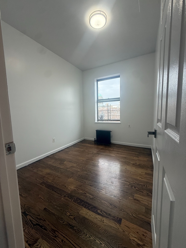 601 West 176th Street - Photo 4