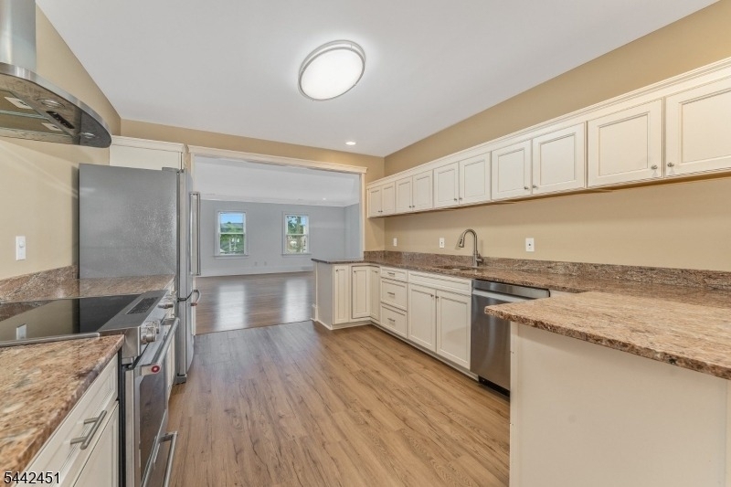 16 Main Street - Photo 1