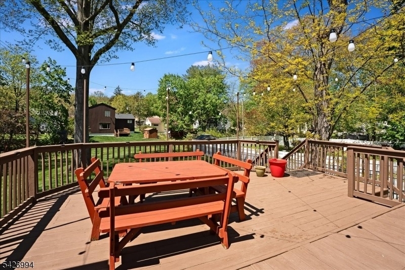 7 Rutgers St - Photo 16