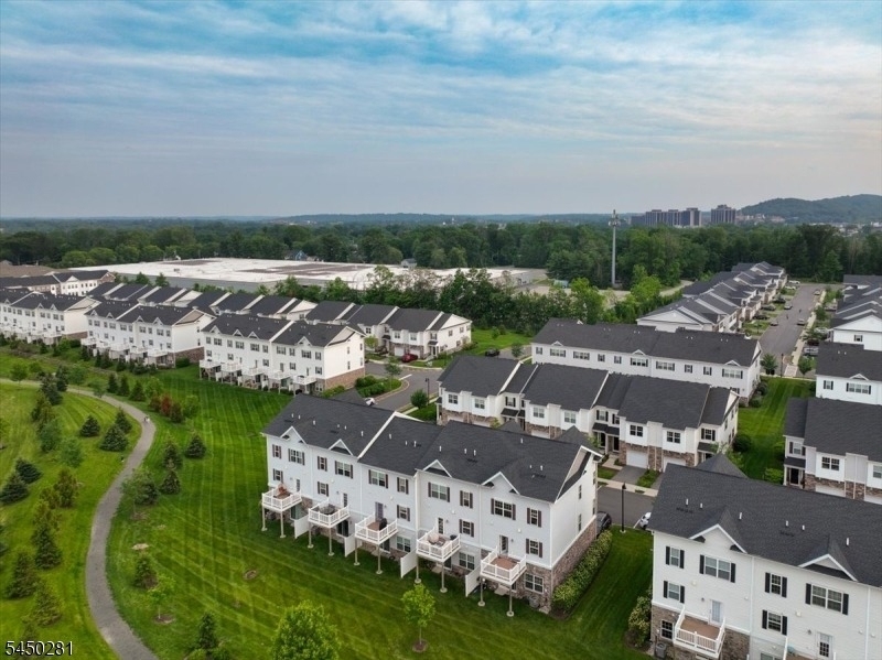 5 Gerhard Pl - Photo 42