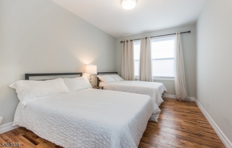 27 Center St - Photo 15