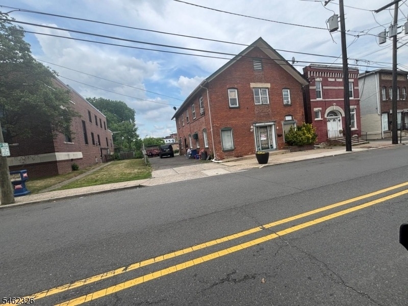 18 Mountain Ave - Photo 1