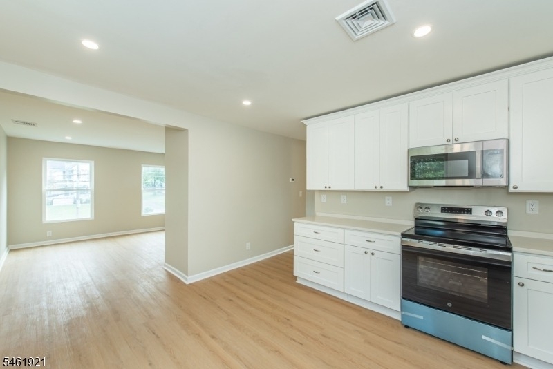 108 Rt23 - Photo 22