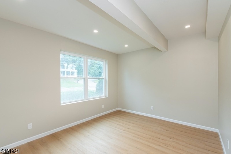 108 Rt23 - Photo 14