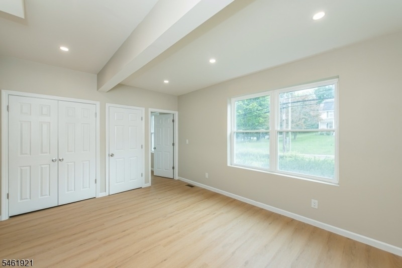108 Rt23 - Photo 13