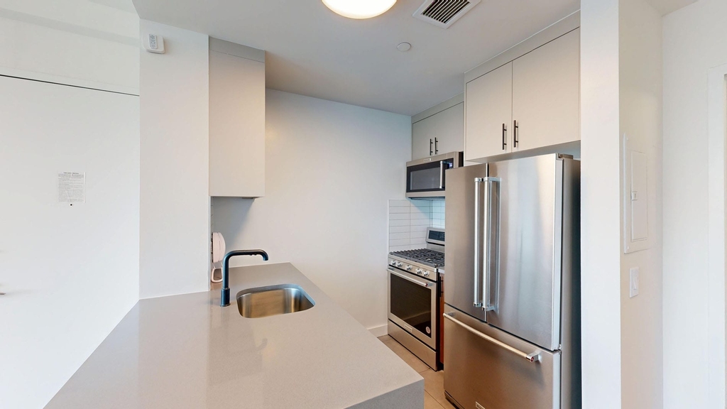 808 Columbus Ave - Photo 1