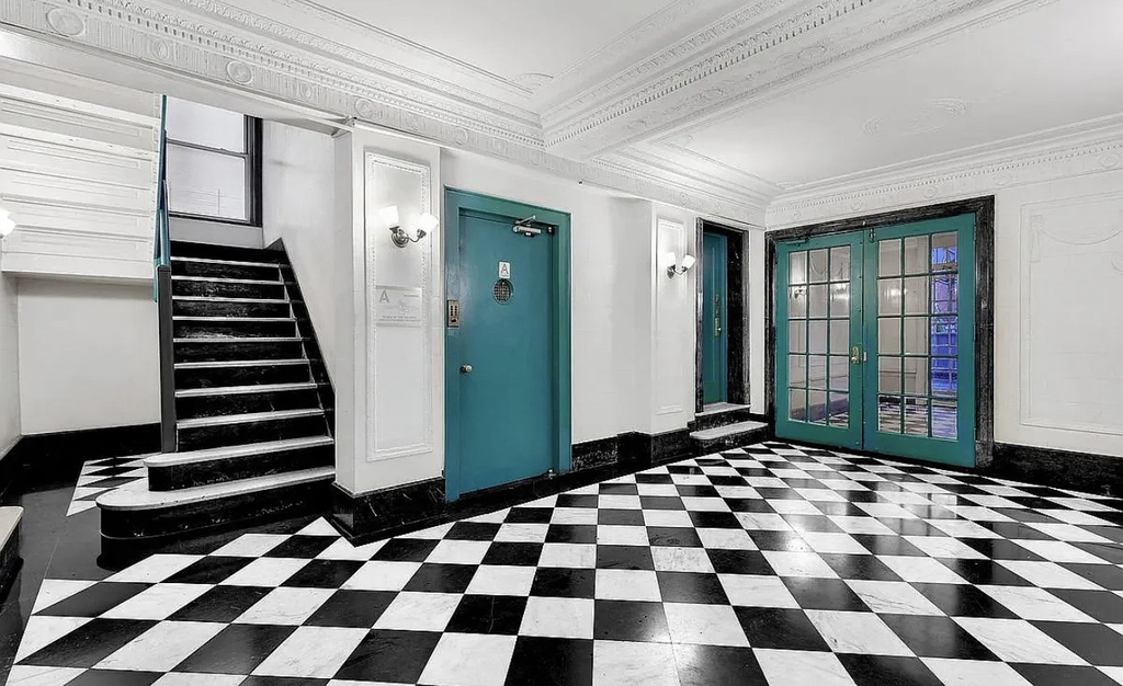 117 West 13th Street - Photo 4