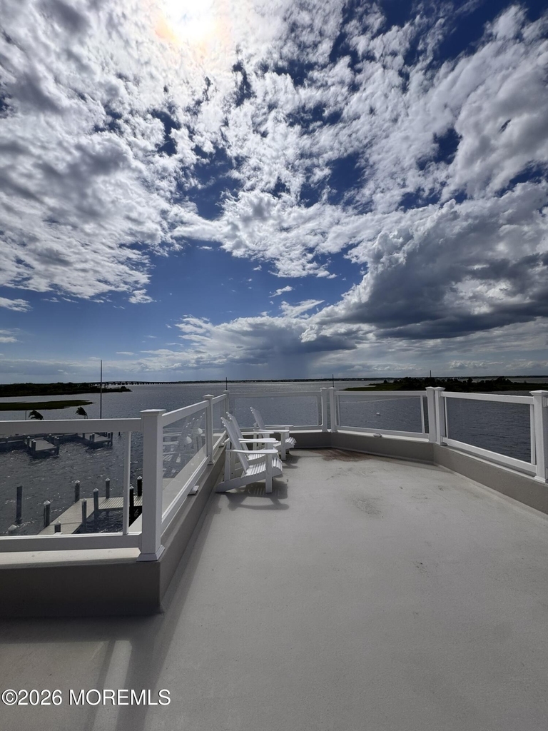 27 6th Terrace - Photo 5