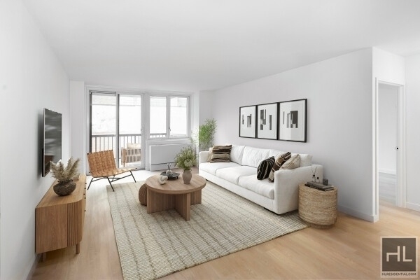 East 34 Street - Photo 0