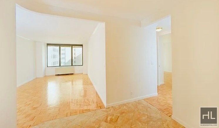 East 57th Street - Photo 0