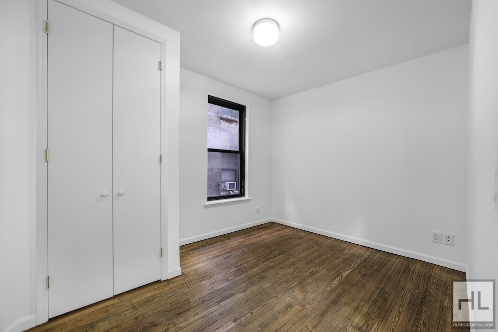 Claremont Avenue - Photo 6