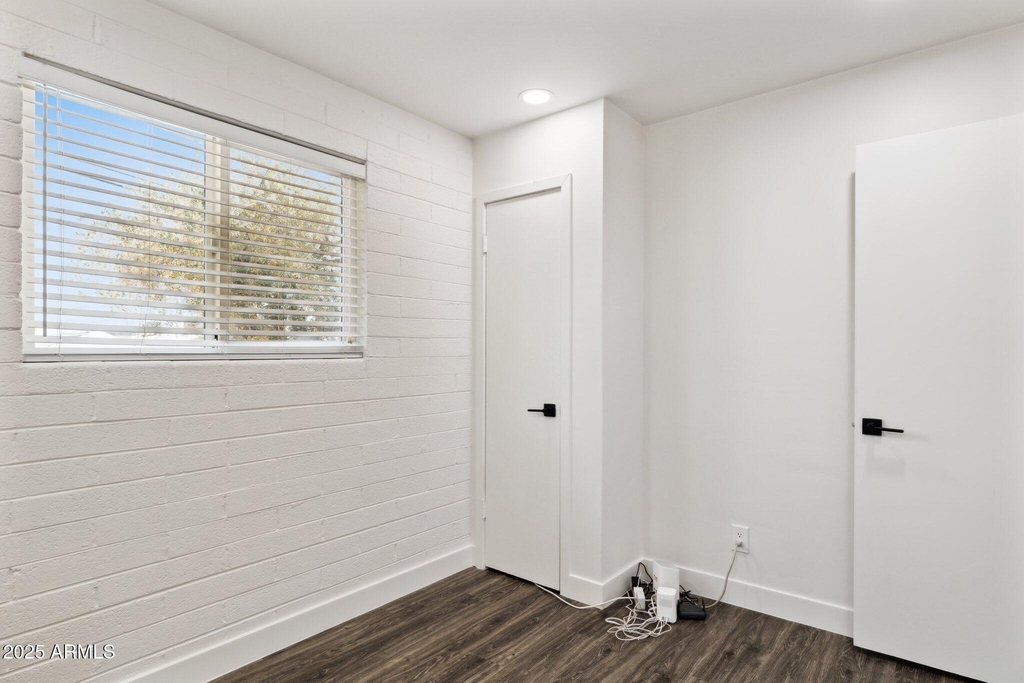 1542 E Turquoise Avenue - Photo 18