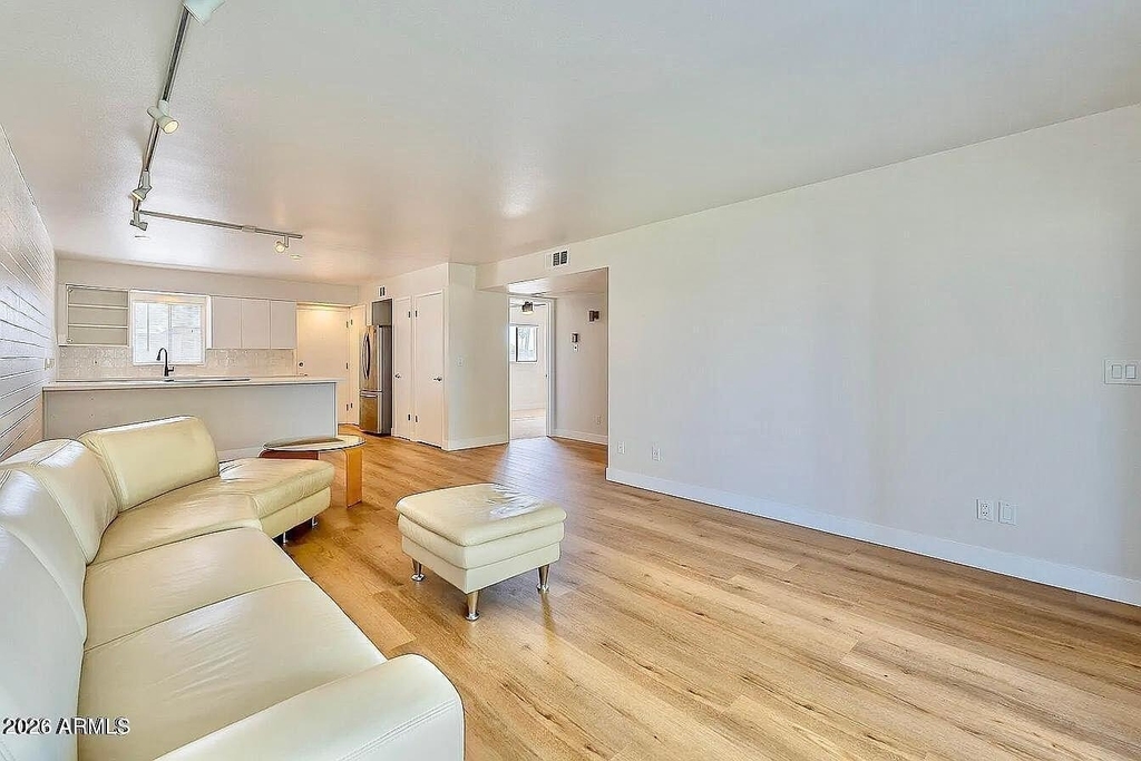 3737 E Turney Avenue - Photo 11