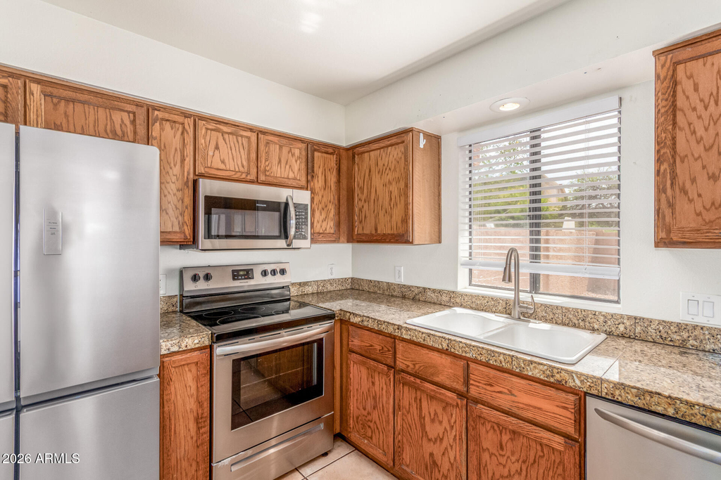 13627 N Hamilton Drive - Photo 1
