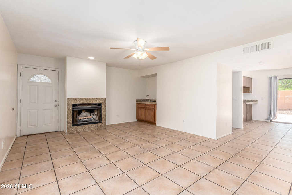 13627 N Hamilton Drive - Photo 5