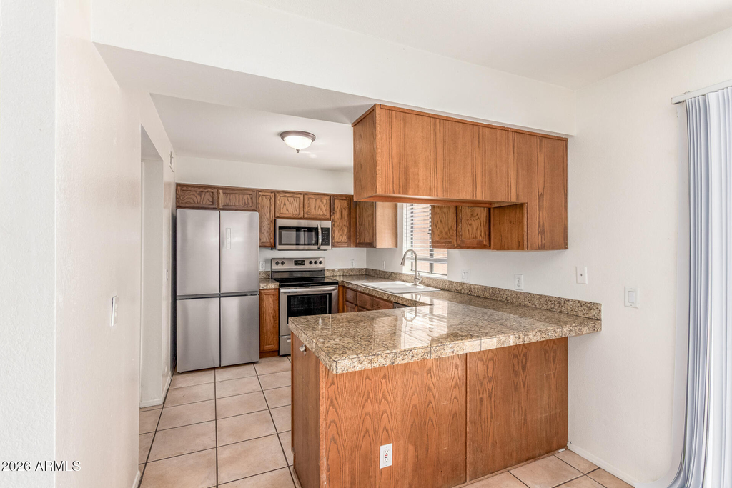 13627 N Hamilton Drive - Photo 3