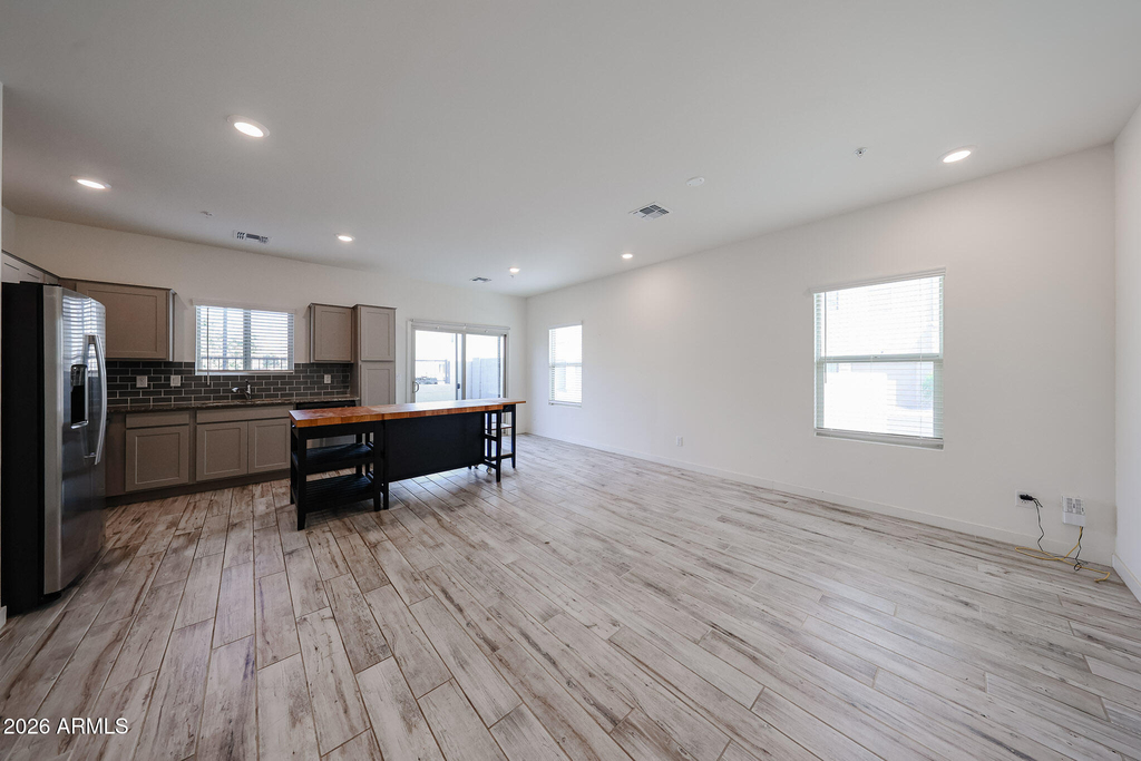 2236 W Laurie Lane - Photo 5