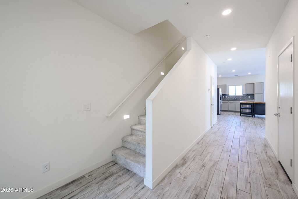 2236 W Laurie Lane - Photo 2