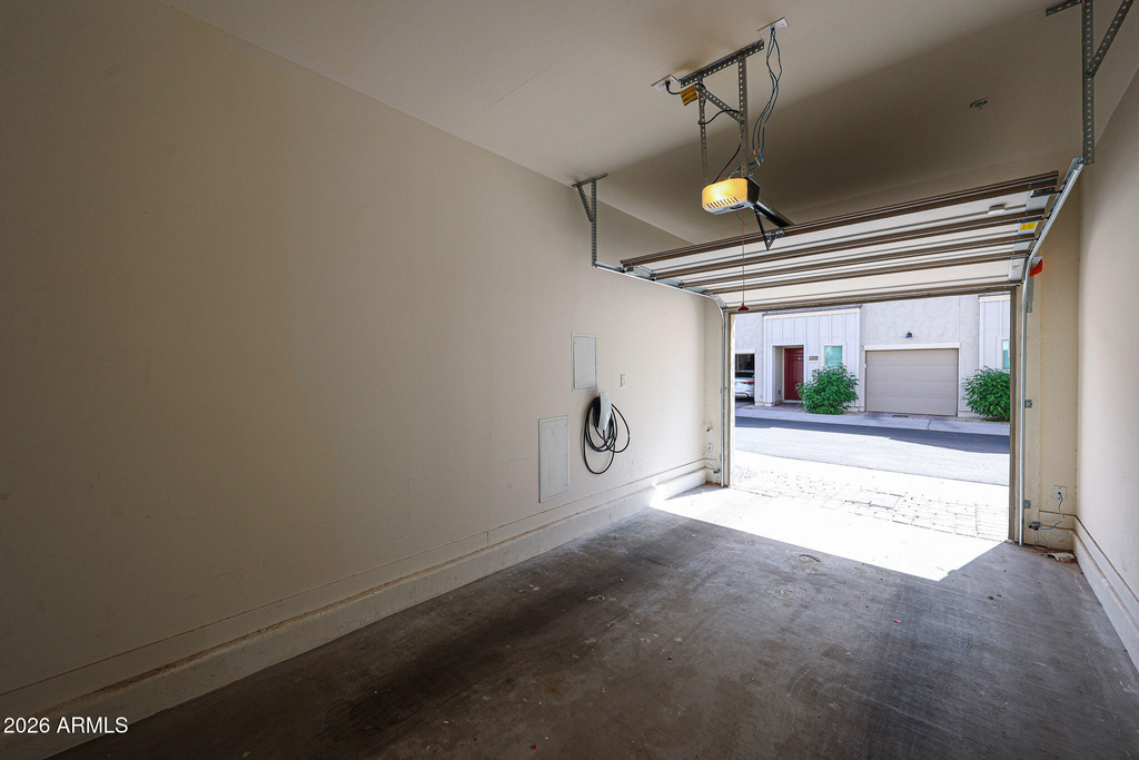 2236 W Laurie Lane - Photo 29