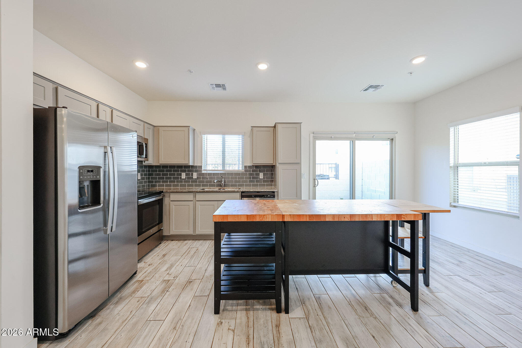 2236 W Laurie Lane - Photo 11