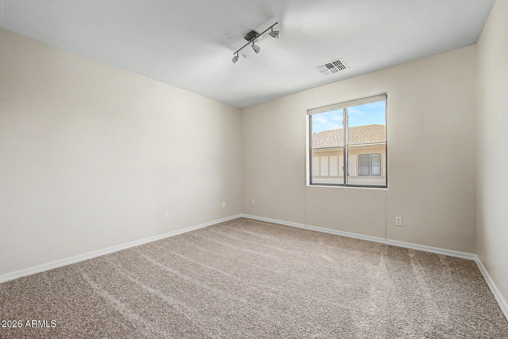 712 S Beck Avenue - Photo 14