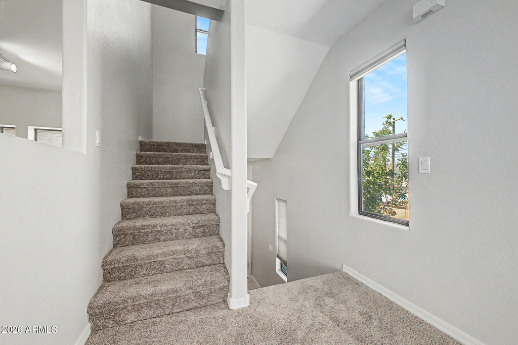 712 S Beck Avenue - Photo 13