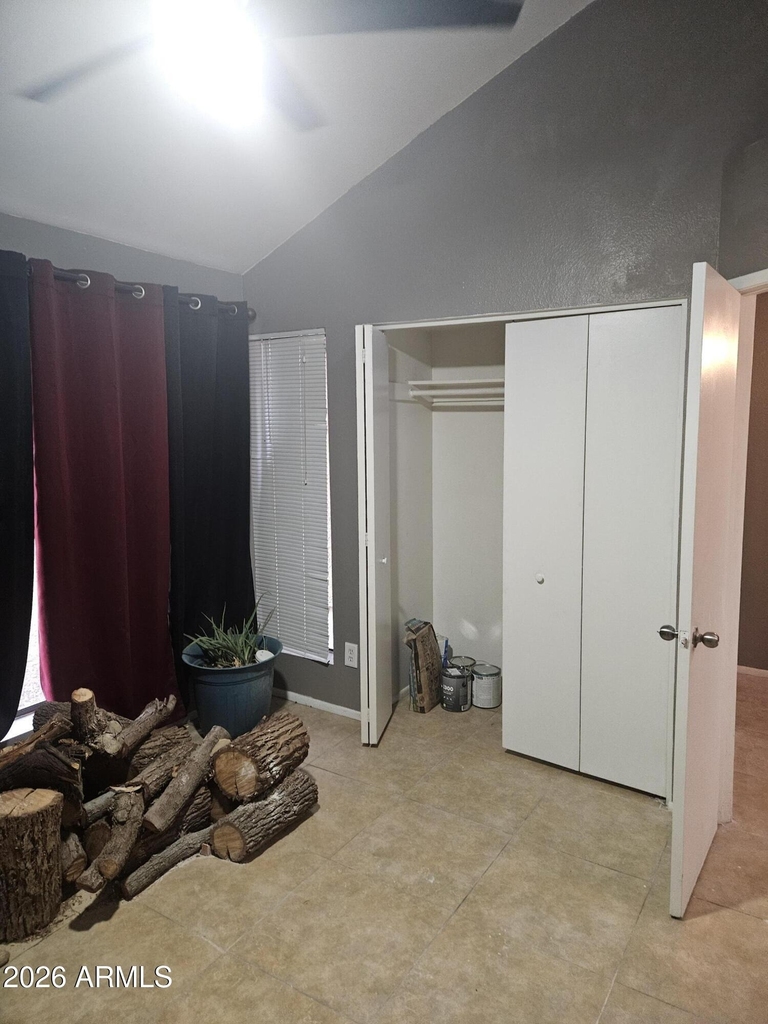 3228 W Glendale Avenue - Photo 17