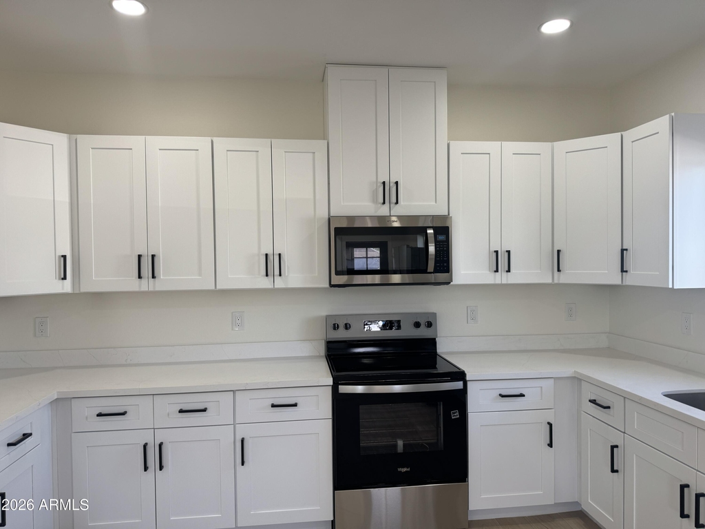 1515 W Mckinley Street - Photo 6