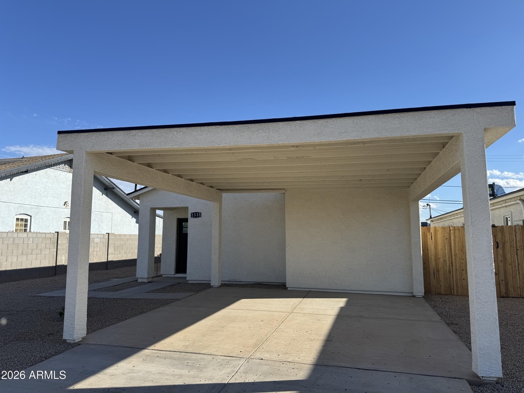 1515 W Mckinley Street - Photo 1