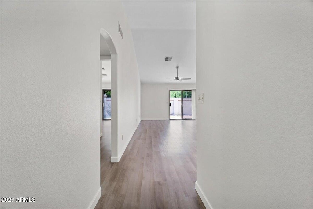 3510 E Hampton Avenue - Photo 4