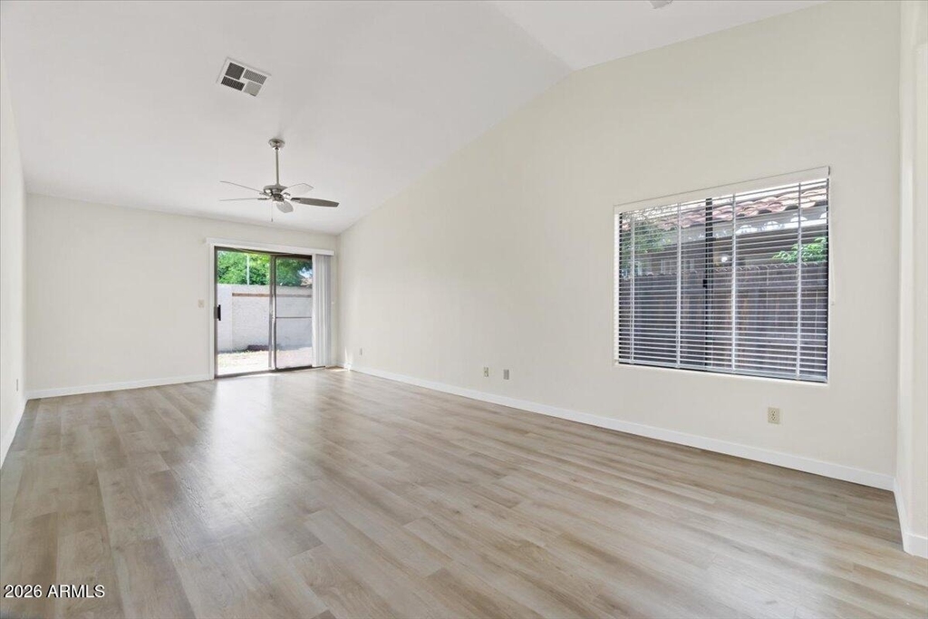 3510 E Hampton Avenue - Photo 13