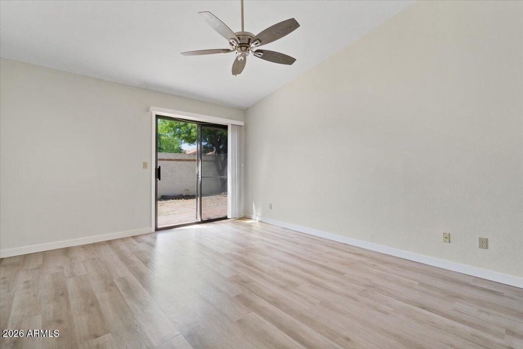3510 E Hampton Avenue - Photo 10