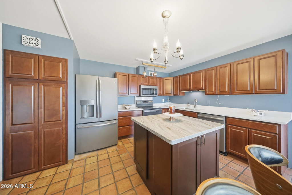 2302 W Berridge Lane - Photo 11