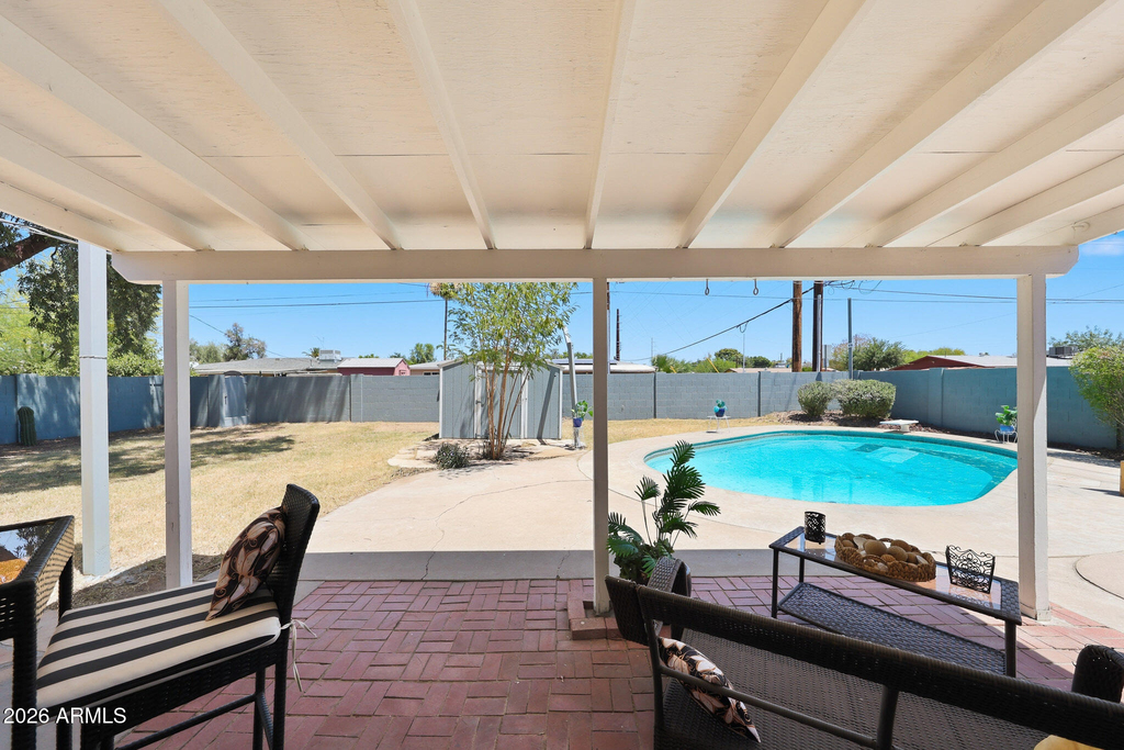 2302 W Berridge Lane - Photo 24
