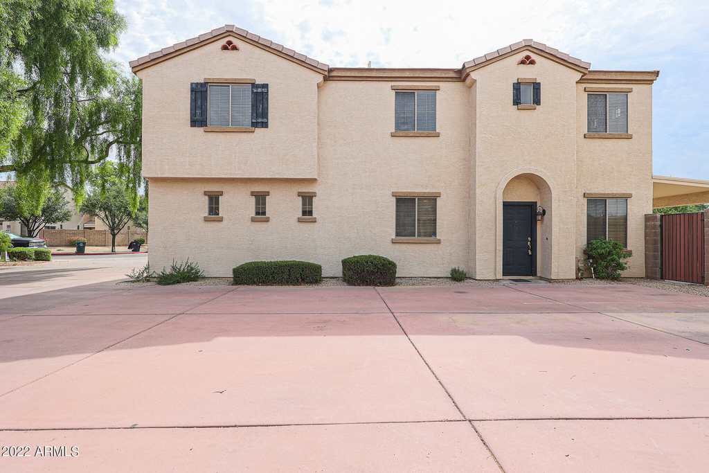 3039 W Los Gatos Drive - Photo 2