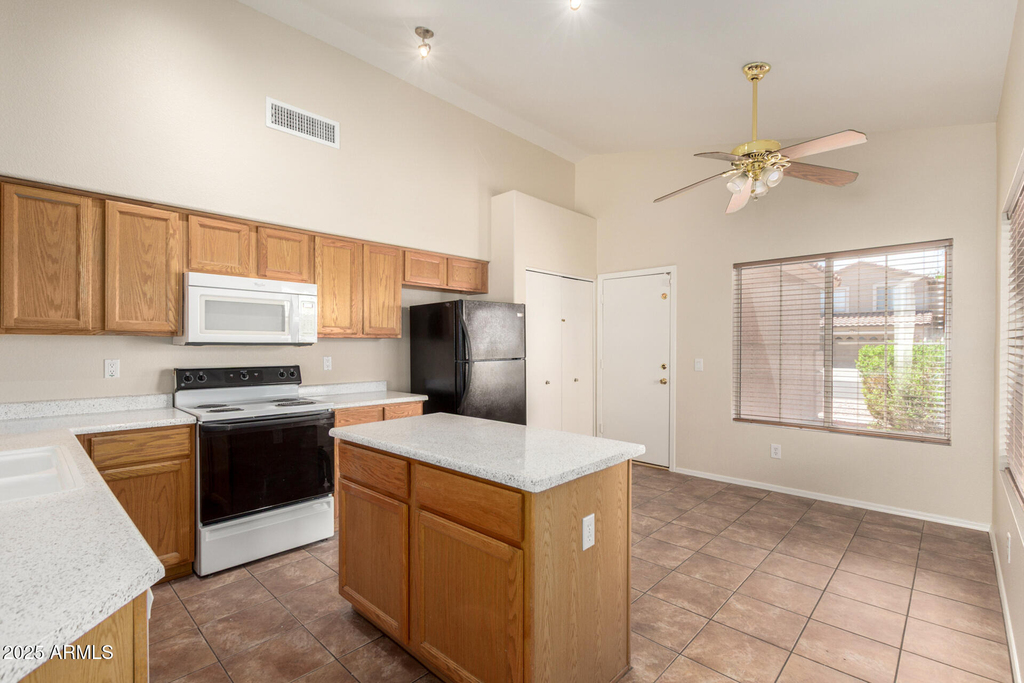 14706 W Ely Drive - Photo 10