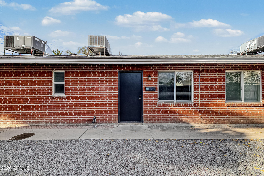 2309 N Dayton Street - Photo 9