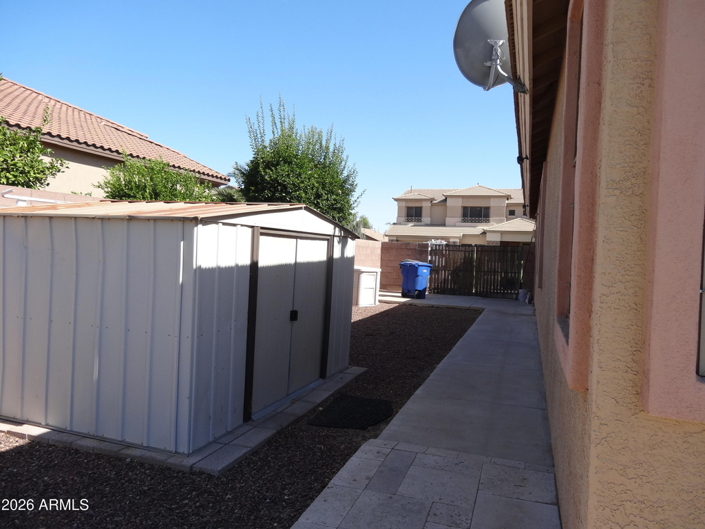 1350 E Indigo Drive - Photo 25
