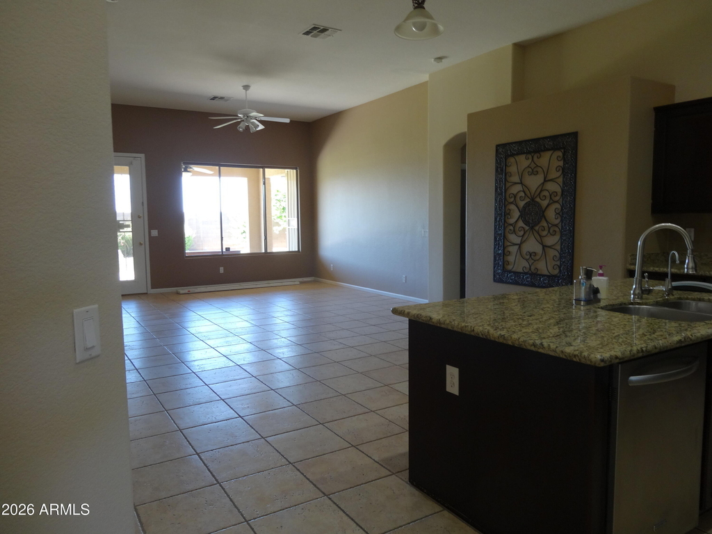 1350 E Indigo Drive - Photo 16