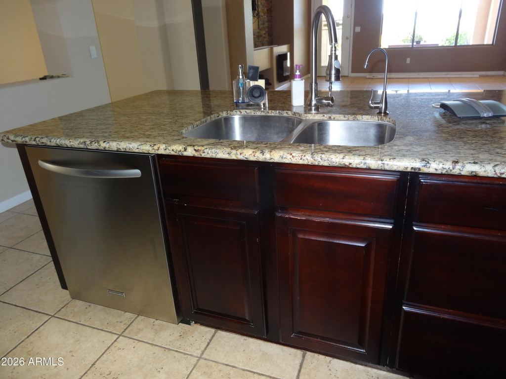 1350 E Indigo Drive - Photo 15