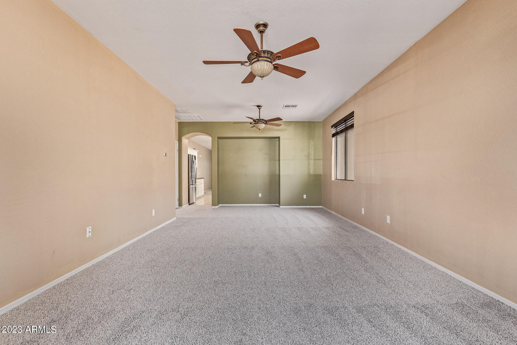 11826 N 146th Avenue - Photo 4