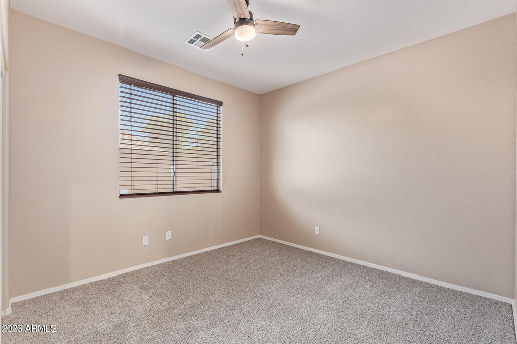 11826 N 146th Avenue - Photo 27