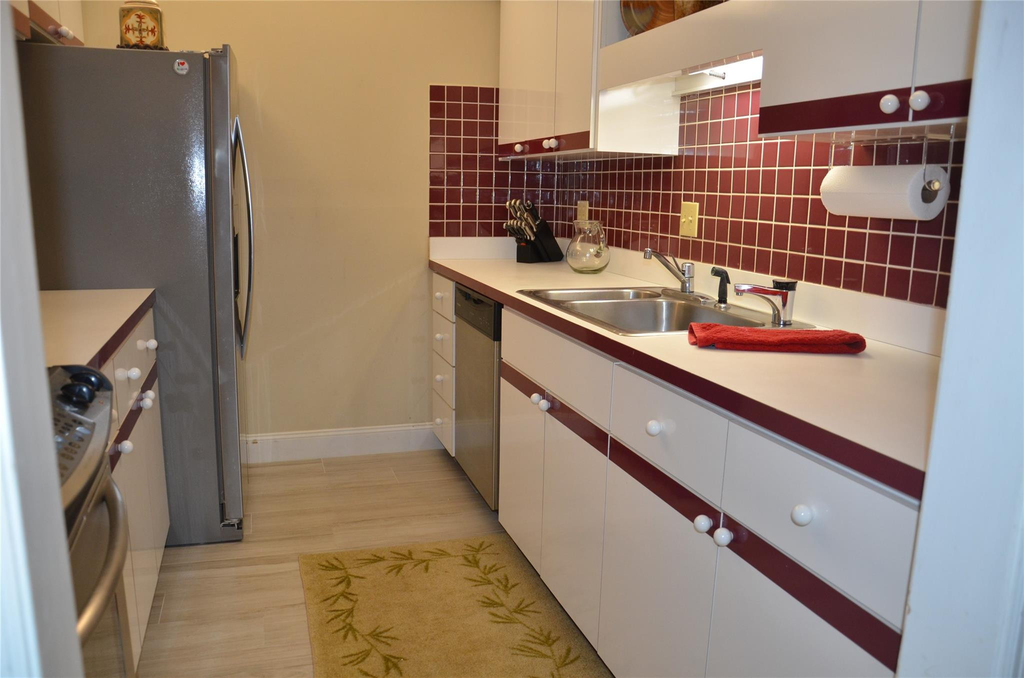 6201 Bay Club Drive - Photo 4