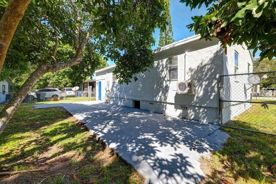 305 N 13th Street - Photo 13